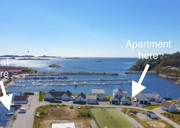 Apartment With Boat